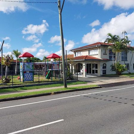 Tropic Coast Motel Mackay Bagian luar foto