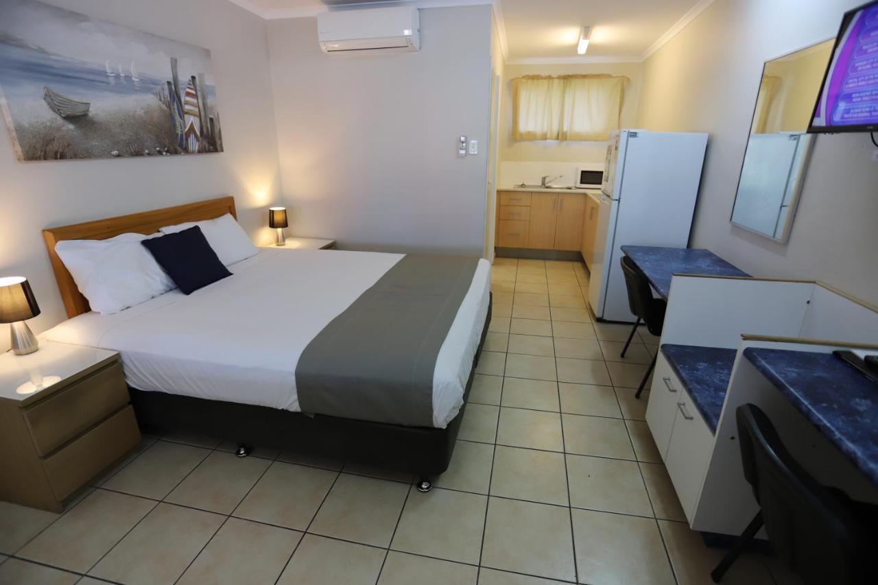 Tropic Coast Motel Mackay Bagian luar foto